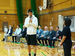 朝日議員